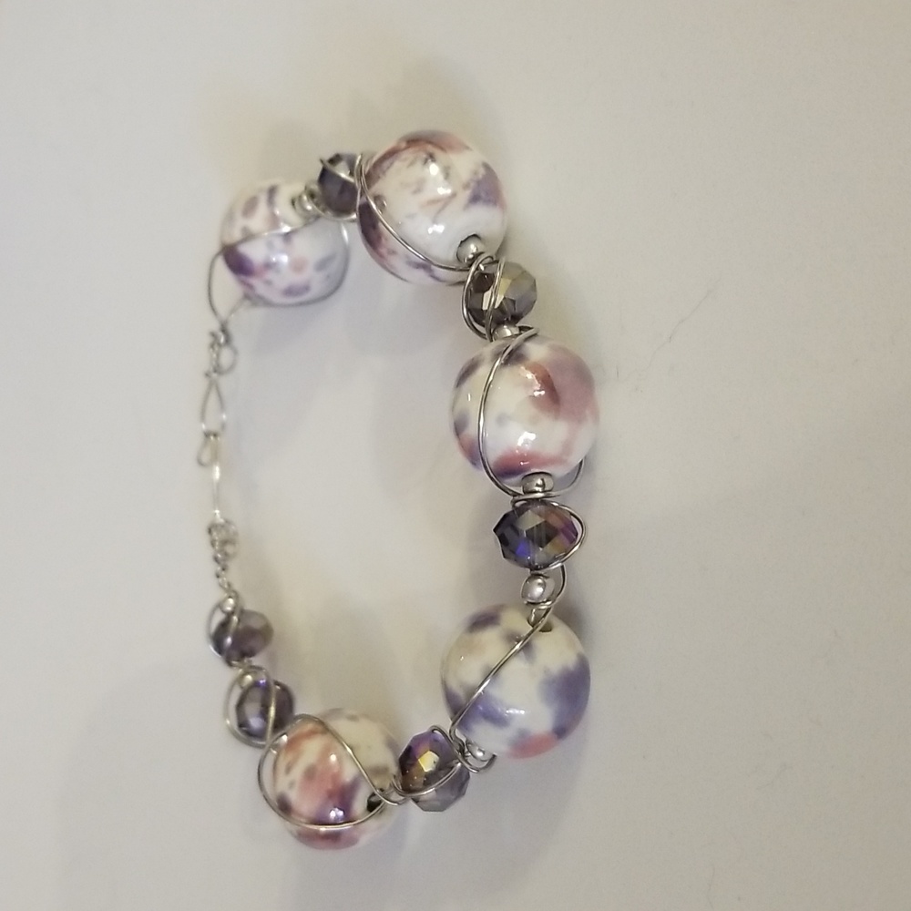 Large Bead Bangle Bracelet With Grey Faceted Beads #00001